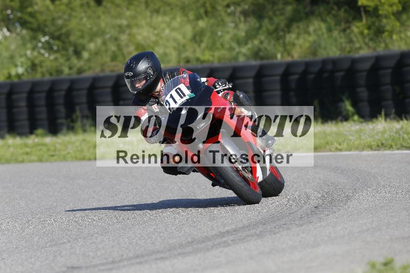 /Archiv-2025/11 29.04.2025 PROMAX ADR/Gruppe gruen/210